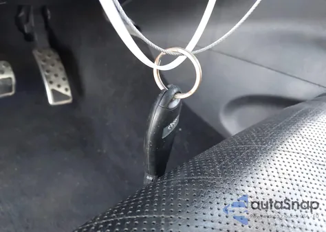 2011 Jeep Grand Cherokee Overland z USA, uszkodzony, nr VIN 1J4RR6GTXBC606787